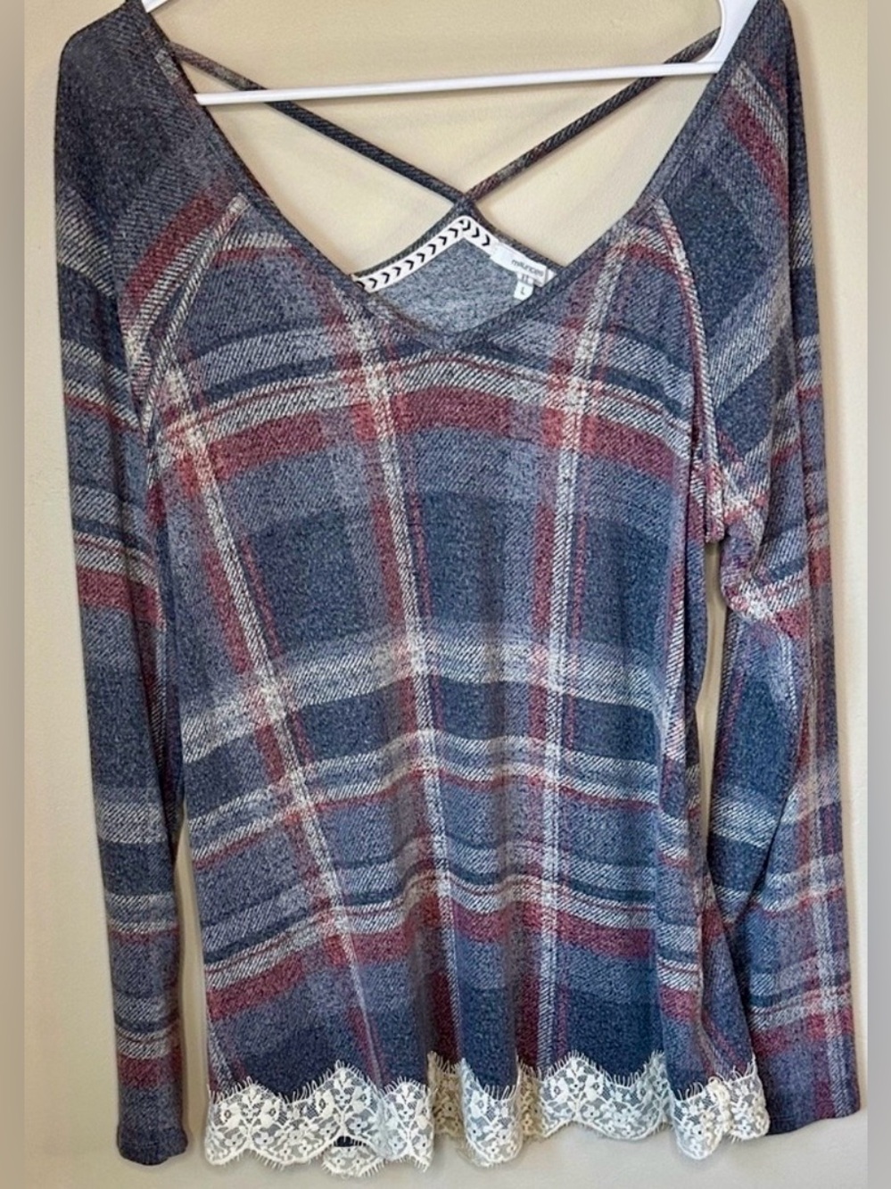 Maurices Women’s Large Plaid Strappy Back Lace Hem Long Sleeve Top